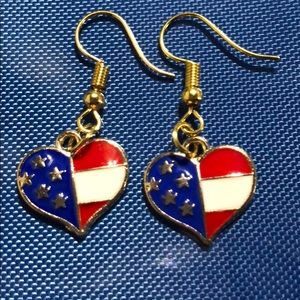 American🇺🇸 Hearts❤️💙Earrings🤑